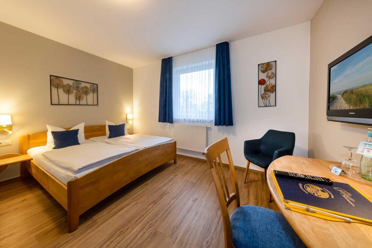 Land Gut Hotel Hermann Bentwisch Exteriör bild