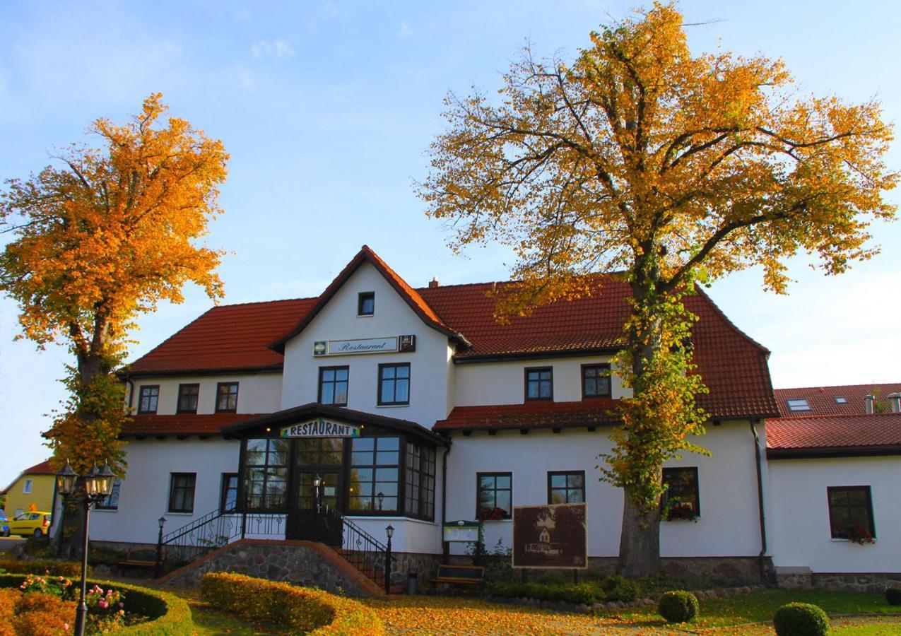 Land Gut Hotel Hermann Bentwisch Exteriör bild