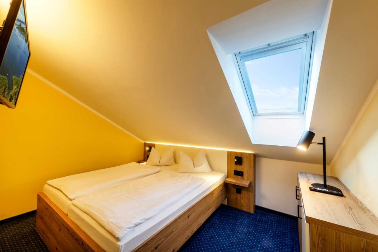 Land Gut Hotel Hermann Bentwisch Exteriör bild