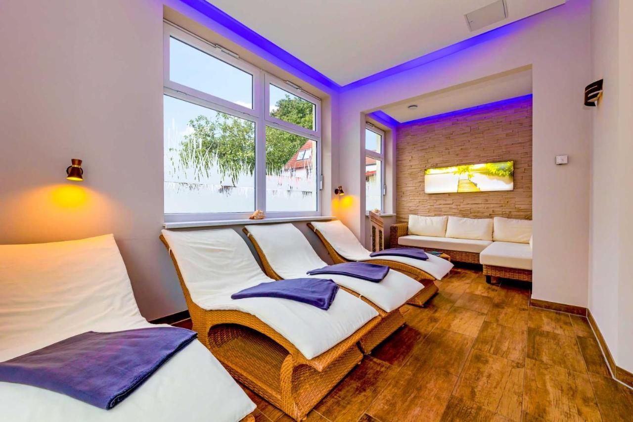 Land Gut Hotel Hermann Bentwisch Exteriör bild