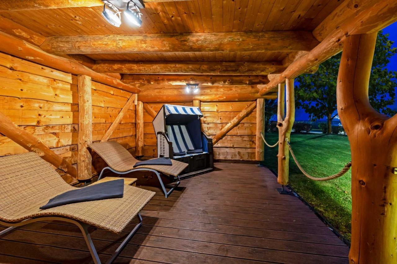Land Gut Hotel Hermann Bentwisch Exteriör bild