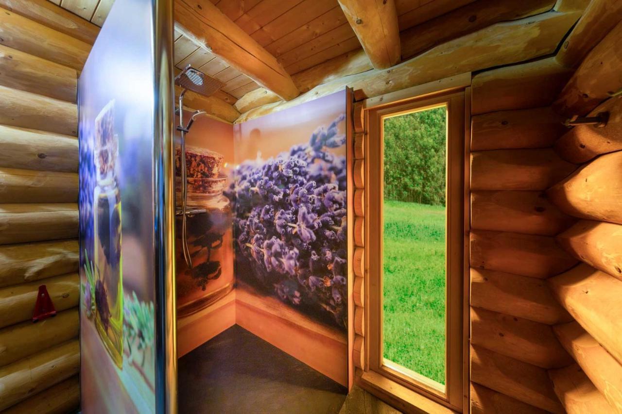 Land Gut Hotel Hermann Bentwisch Exteriör bild